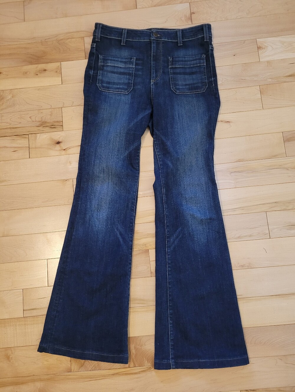Pilcro and the Letterpress Women's Size 30 Dark Blue Flare Jeans